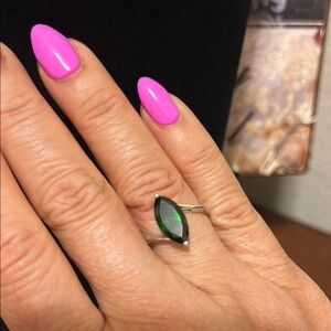Elegant Silver Ring with Green Gemstone